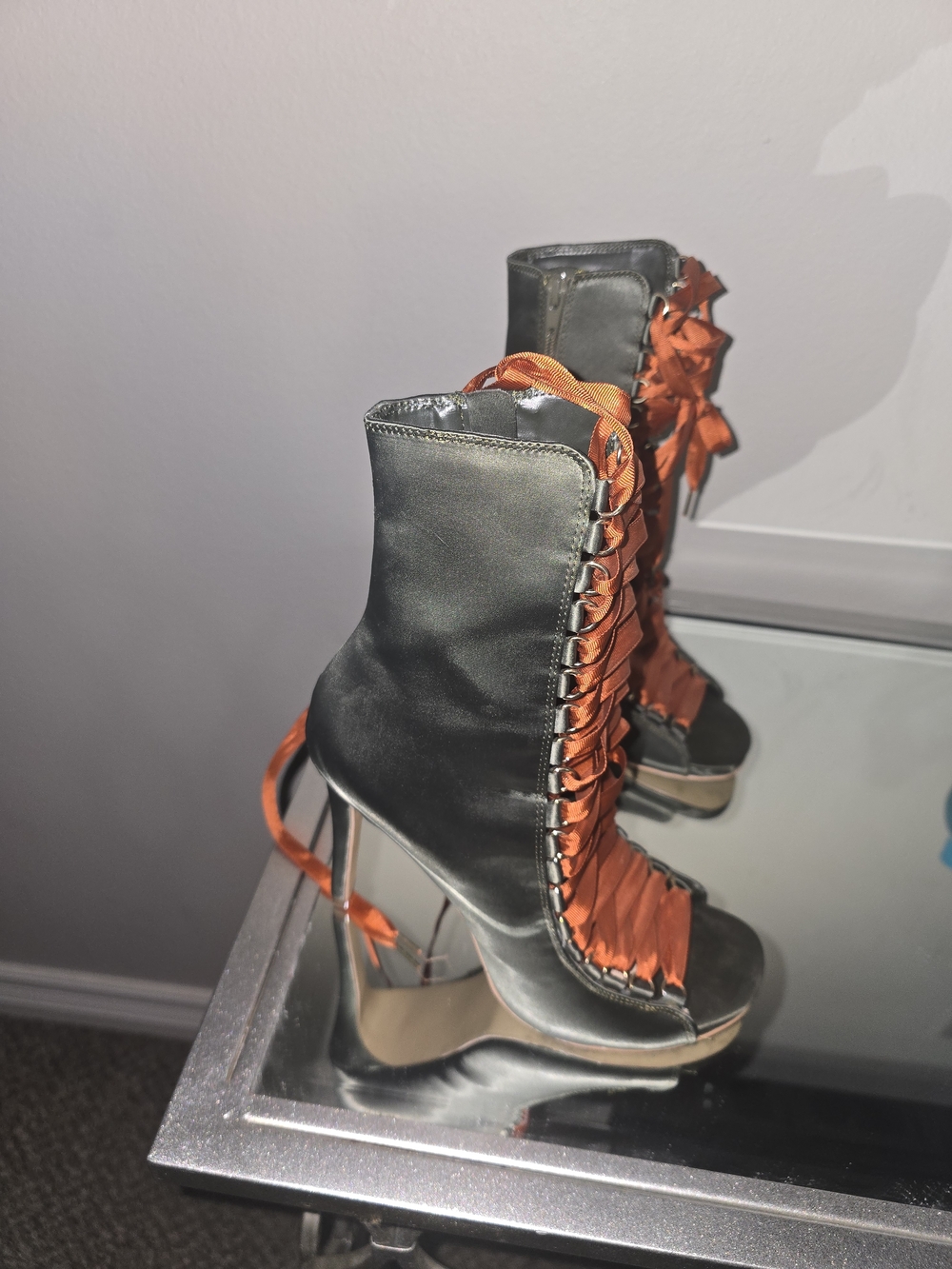 🔥 Steve Madden Lace-Up Heeled Boots 🔥